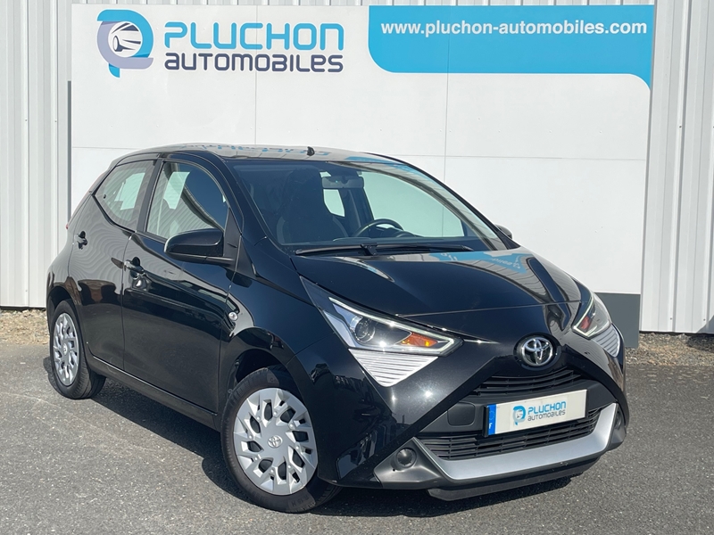 Toyota Aygo X-play 1.0 72 ch